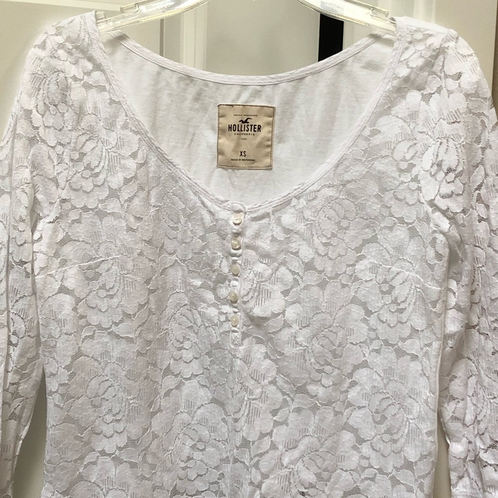 HOLLISTER - LACE TOP - Picture 2 of 7